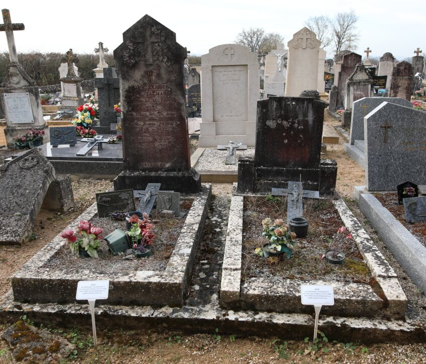Cimetière de Messey sur Grosne景点图片