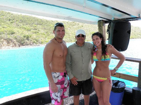 Palm Tree Charters-克鲁兹湾必去景点