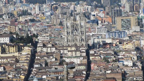 El Panecillo-基多必去景点