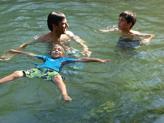 Berry Springs Nature Park-达尔文市必去景点