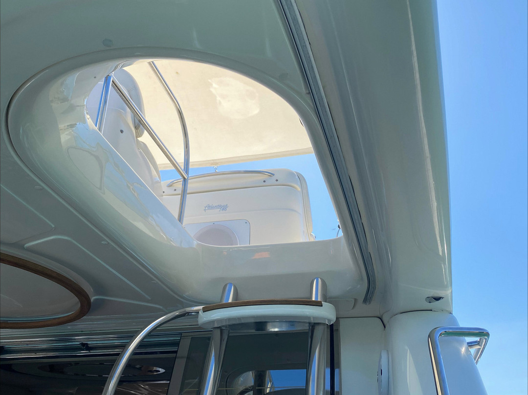 Mr. Cliff Yachts-维拉摩拉必去景点