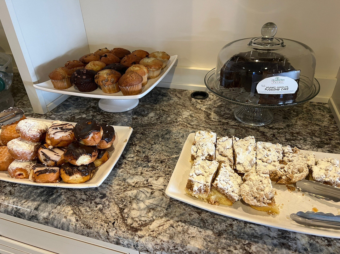 Crystal Point Inn主图