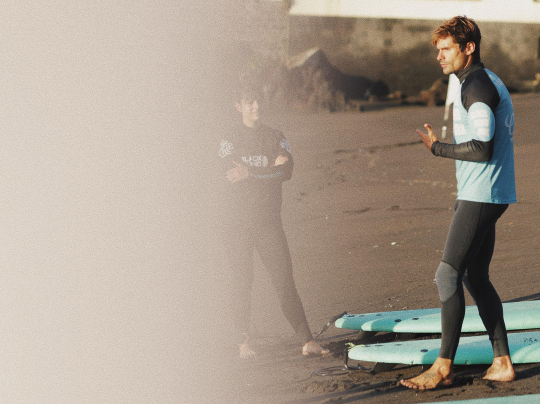 Black Sand Box-蓬塔德尔加达必去景点