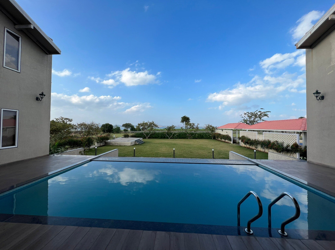 Isola Luxury Farm Suites