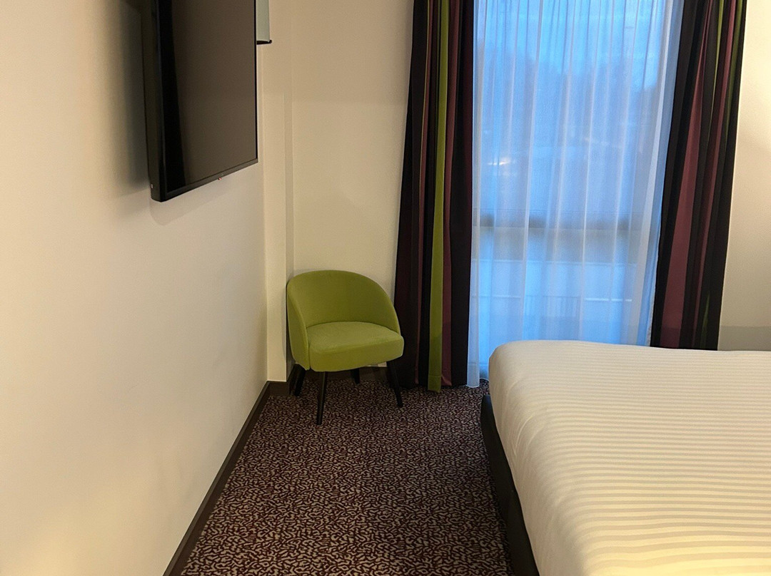 Hotel Roi Soleil Prestige Plaisir主图