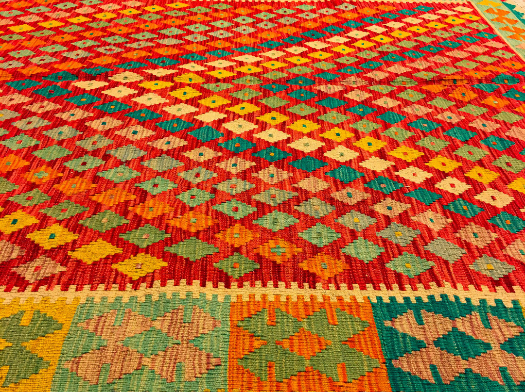 Bazaar 54-阿瓦诺斯必去景点