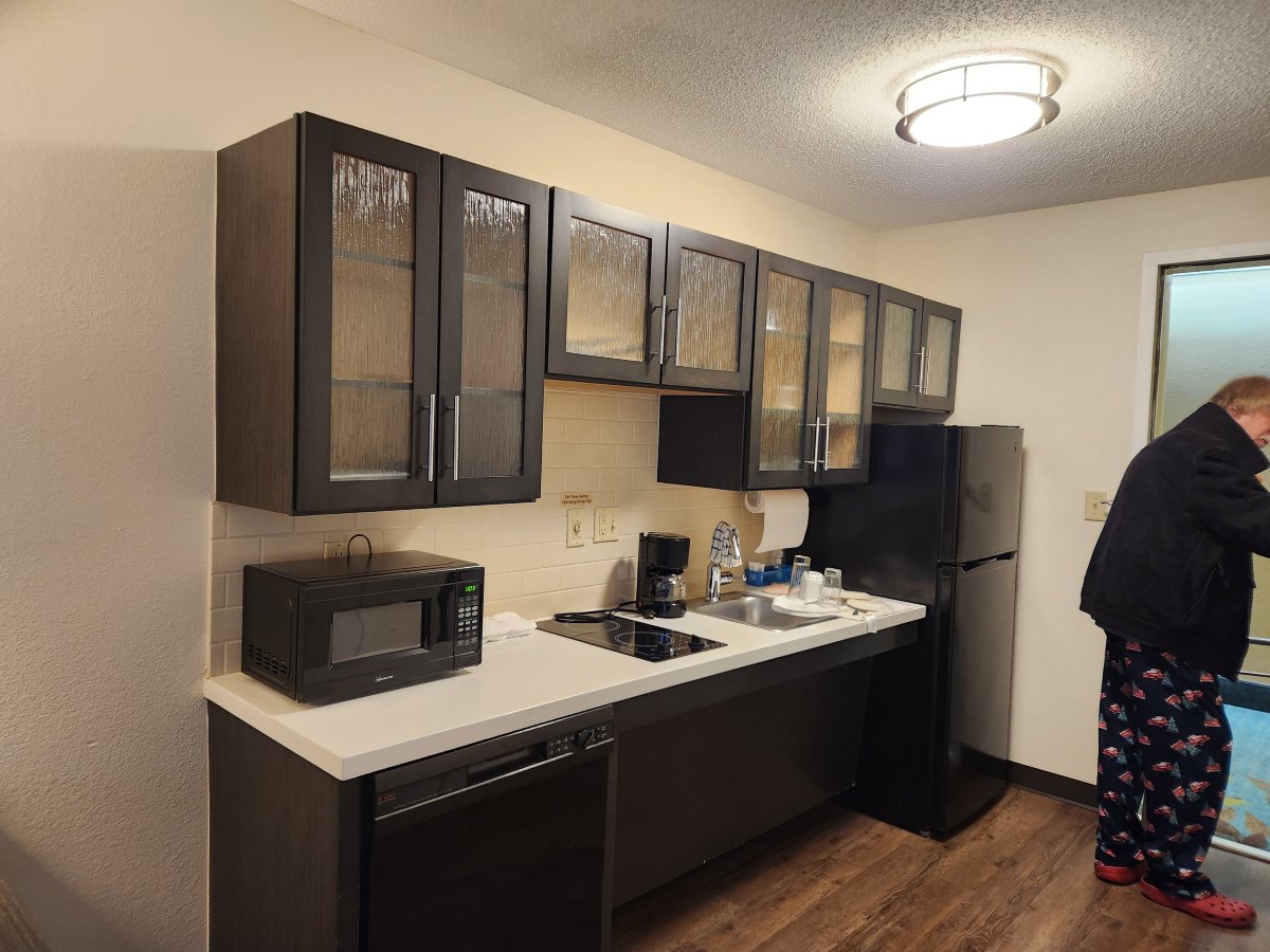 伯灵顿波士顿索尼斯塔简单套房酒店-客卧