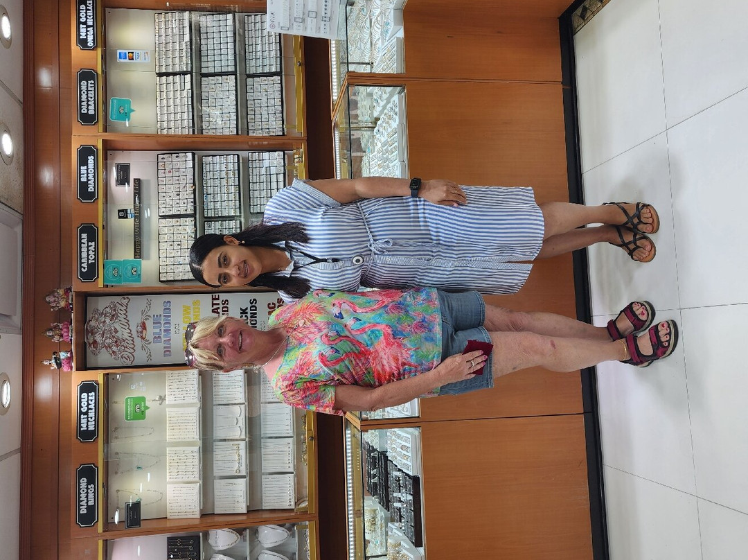 GH Jewelry Center-圣 托马斯必去景点