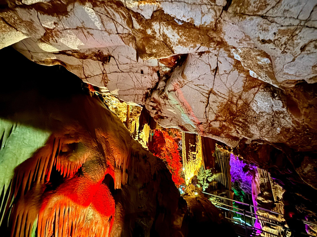 Venetsa Cave-Belogradchik必去景点