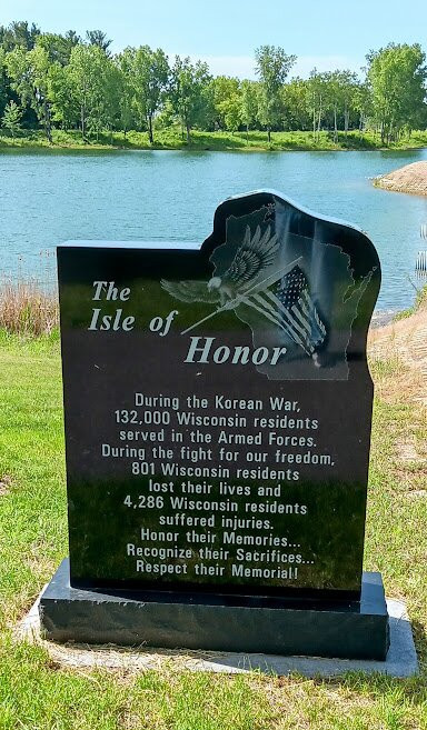 Wisconsin Korean War Veterans Memorial景点图片
