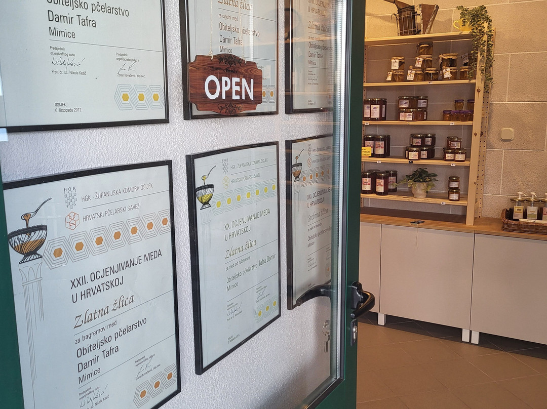 Honey shop Tafra景点图片