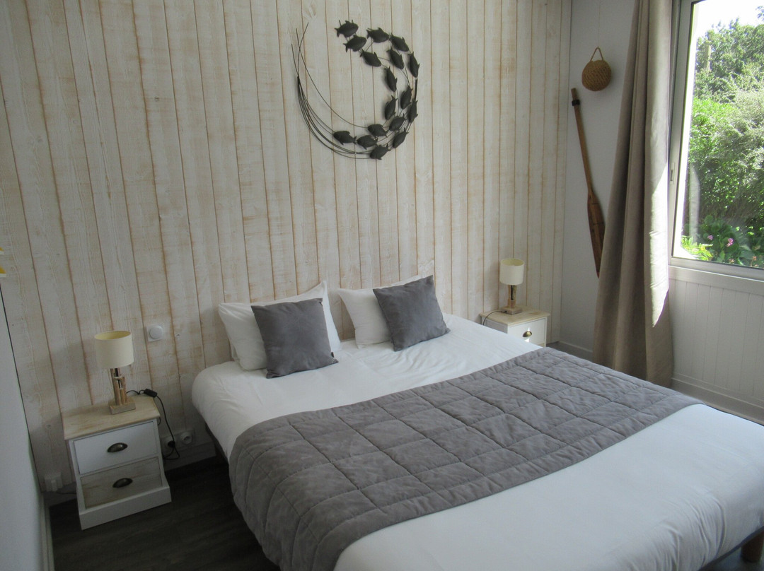 Logis Latitude Ouest Hôtel Rest. & Spa主图