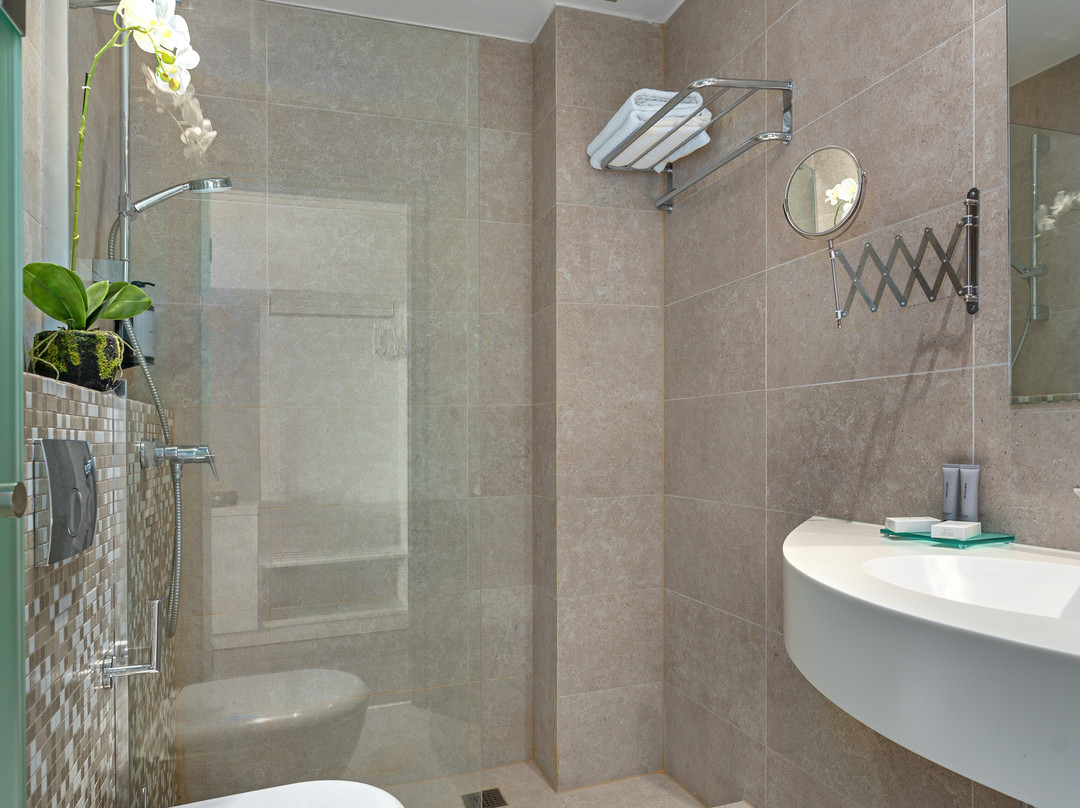 Ammon Zeus Luxury Beach Hotel主图