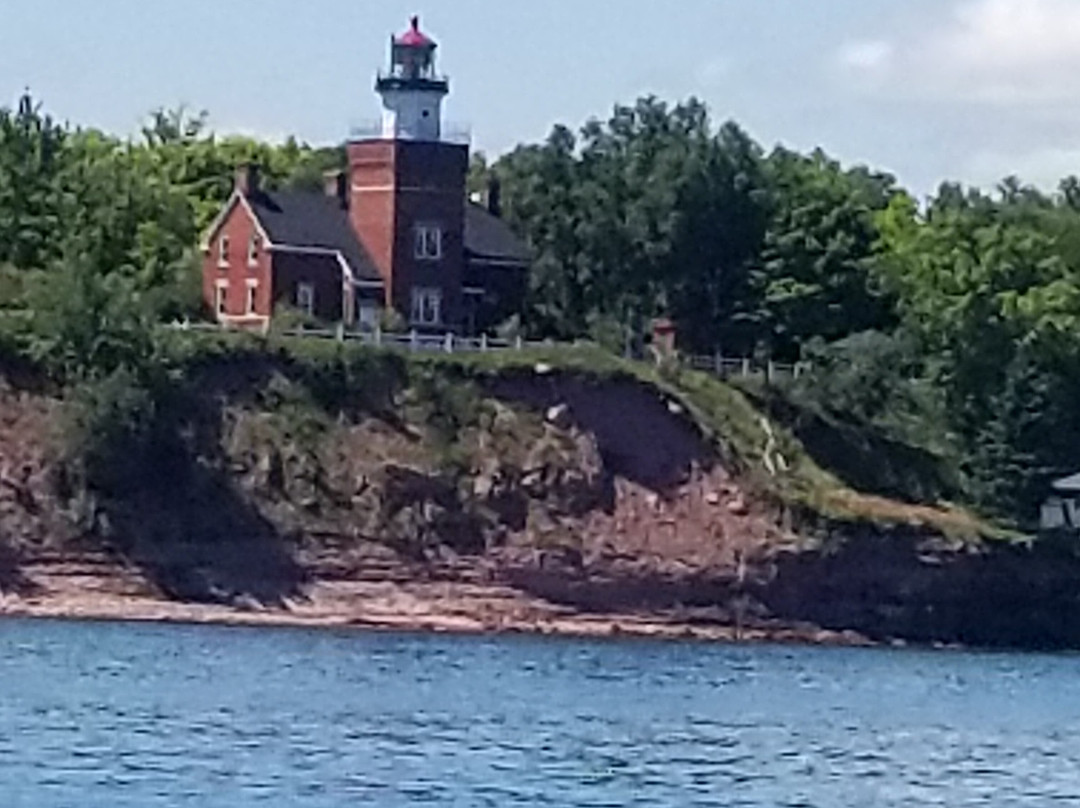 Sand Point Charters-Lac La Belle必去景点