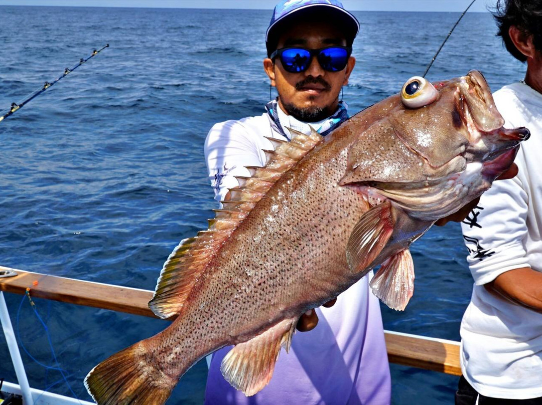 Beluga Fishing Tours-普吉岛必去景点