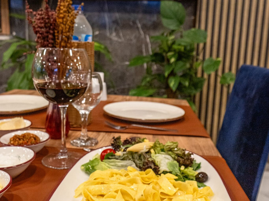 Legend Restaurant Avsallar