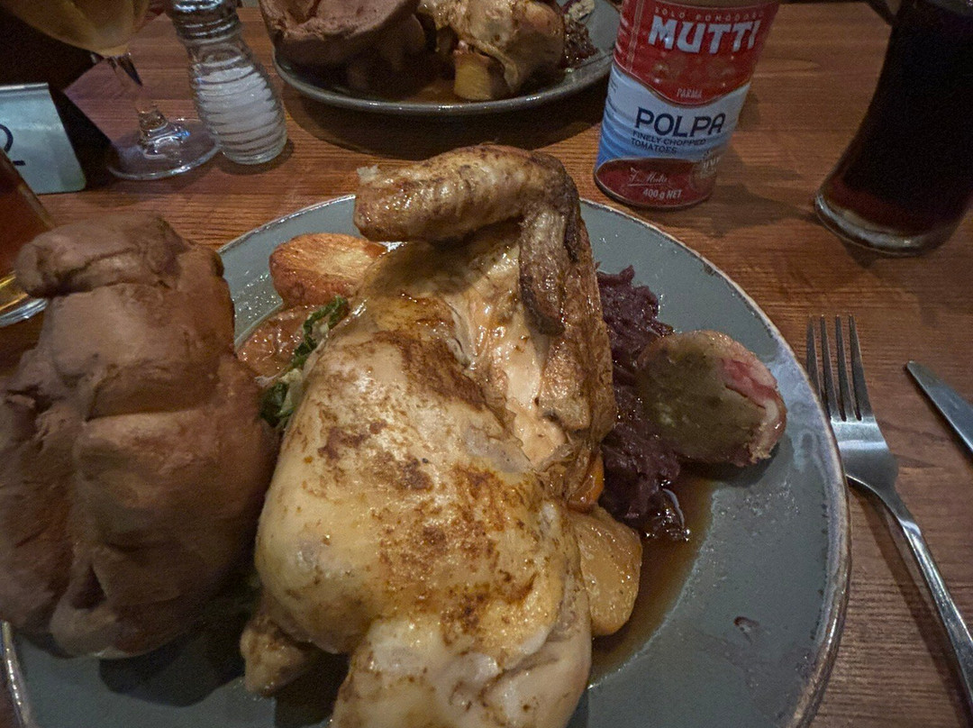 月达尔酒店主图