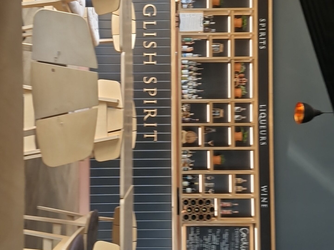 English Spirit Distillery at Treguddick-朗塞斯顿必去景点