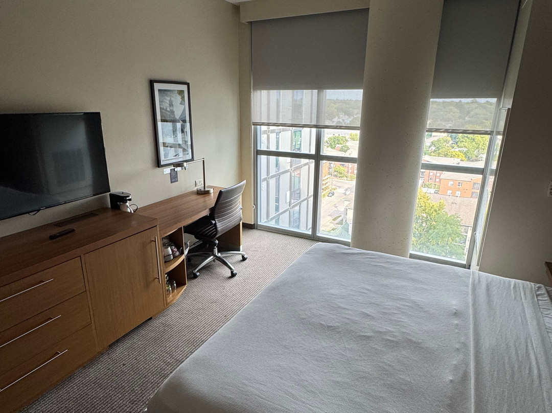 Hyatt Place Iowa City Downtown主图