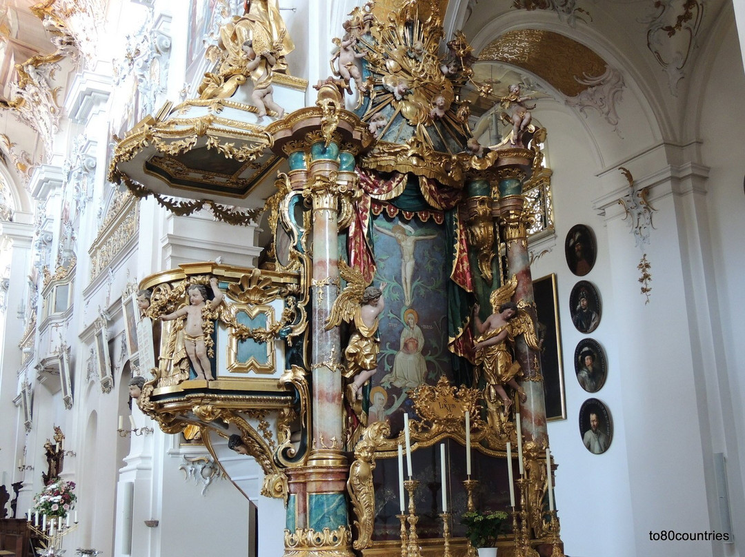 Katholische Pfarramt Mariä-Himmelfahrt-Markt Indersdorf必去景点