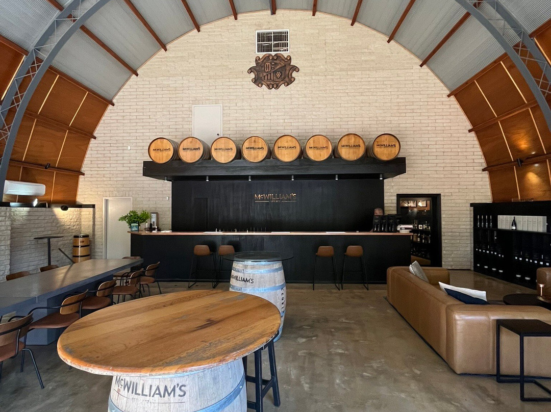 McWilliam's Wines Hanwood Estate Cellar Door景点图片