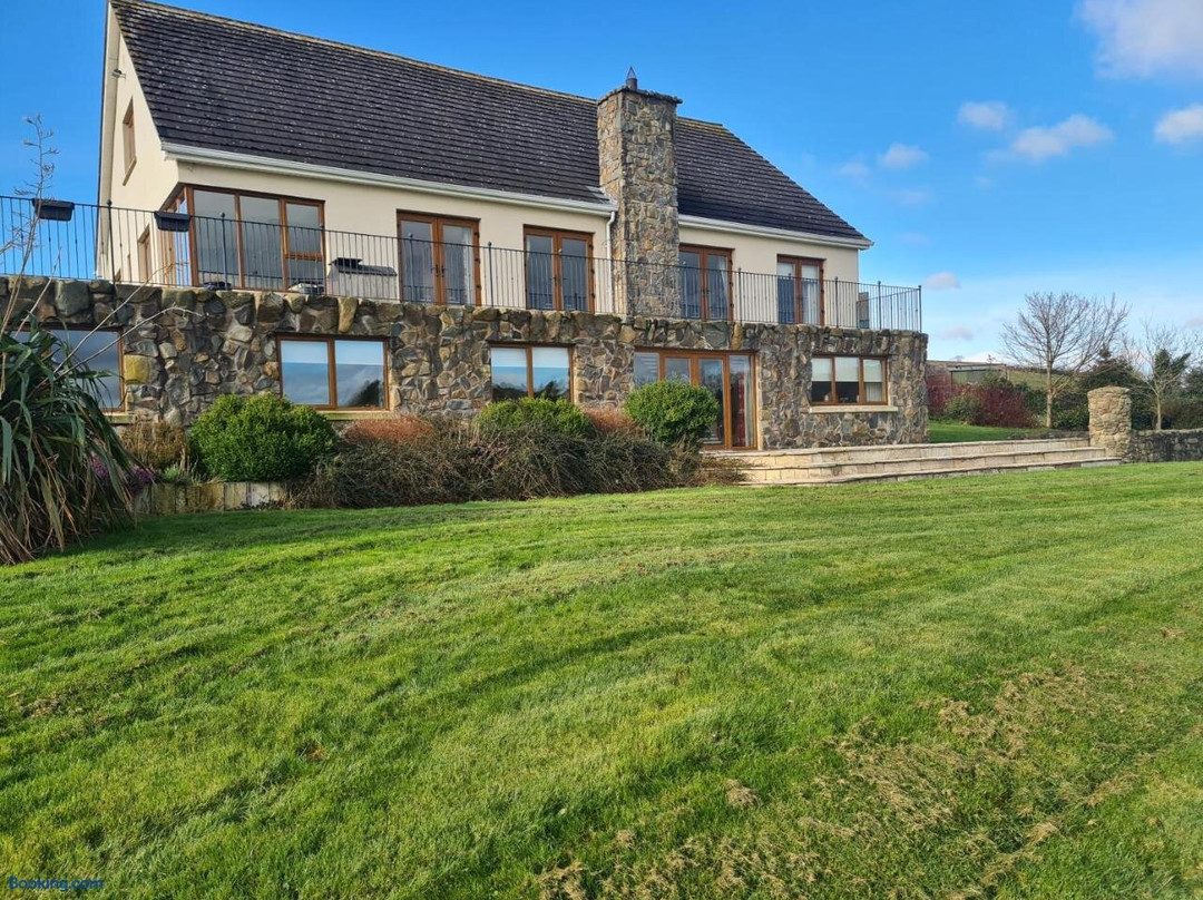 Lakeside House