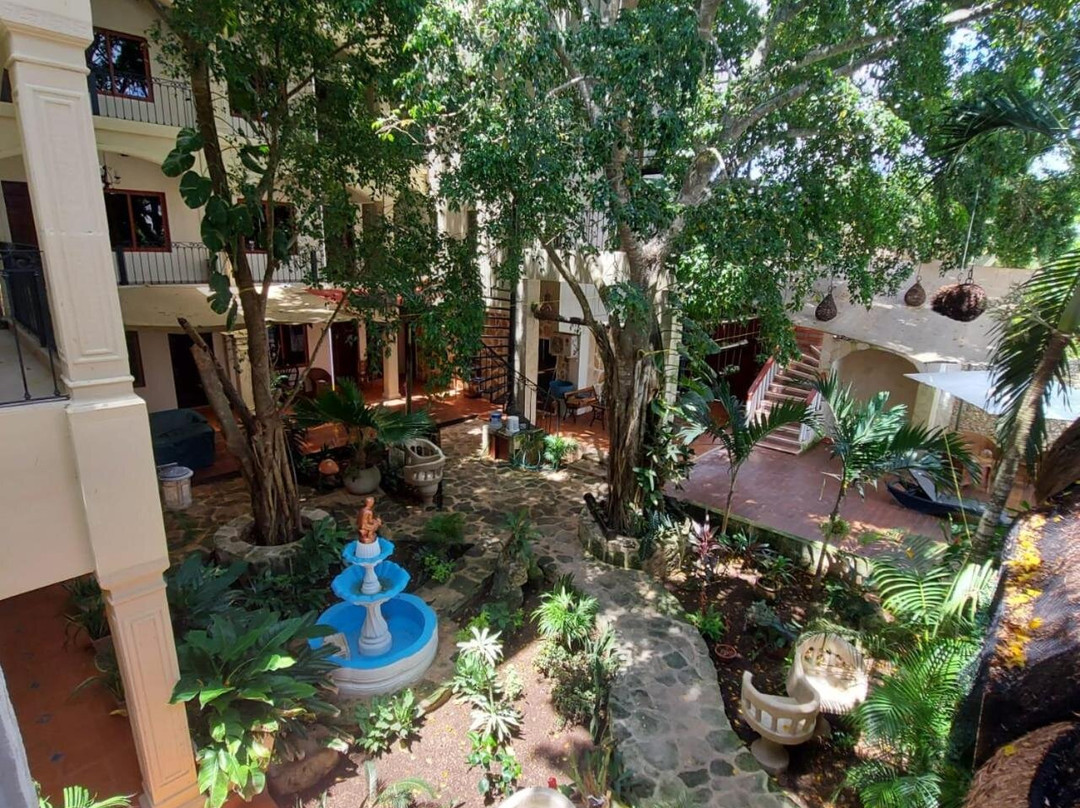 Hotel Y Hostal Nojoch Che