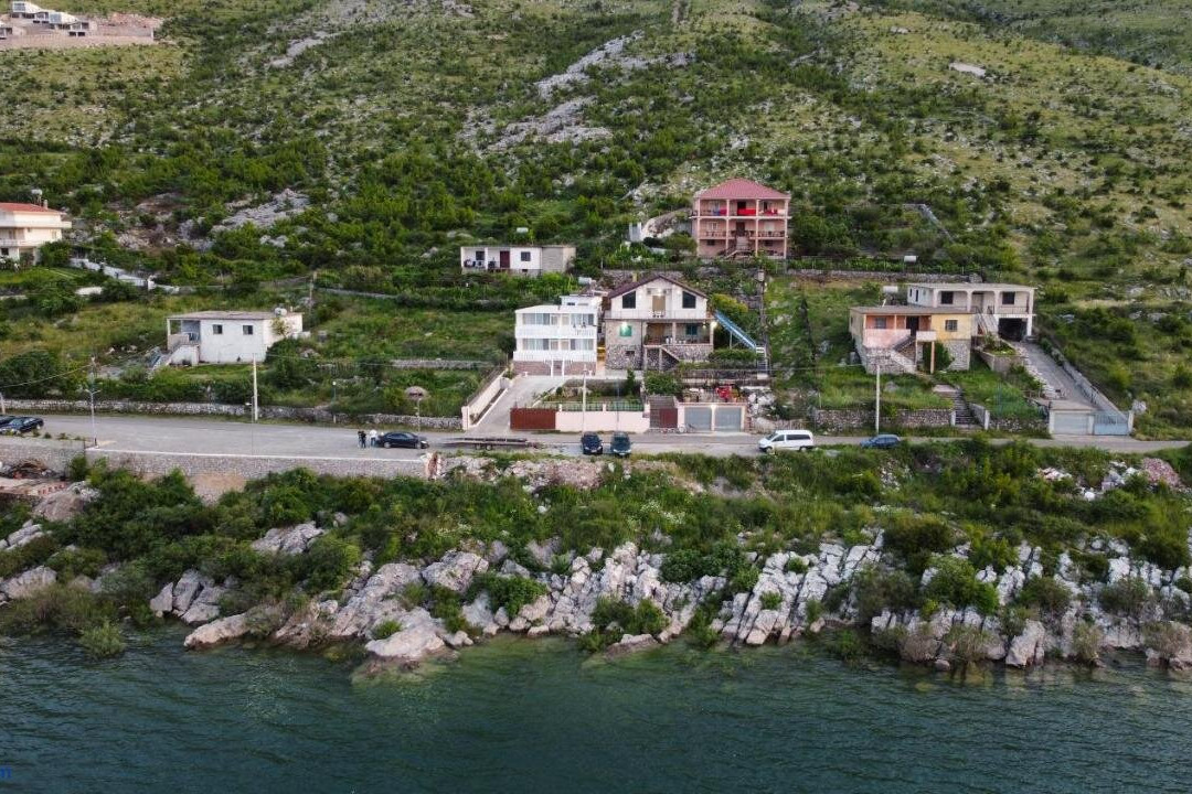 LakeFront House