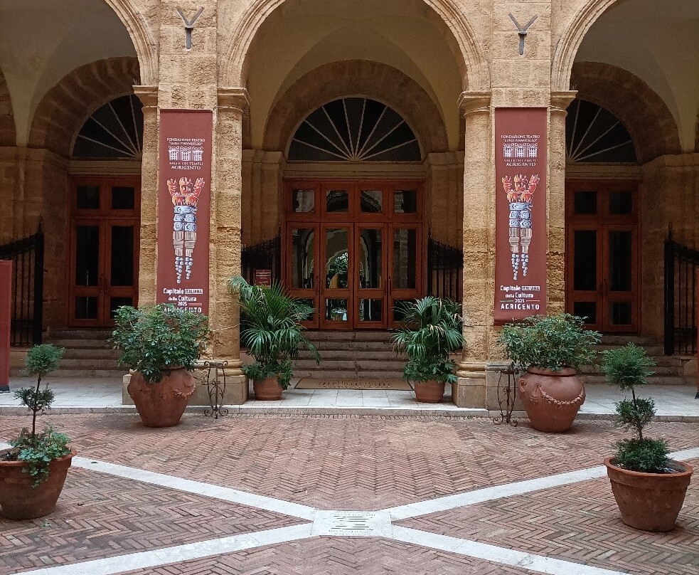 Piazza Pirandello景点图片