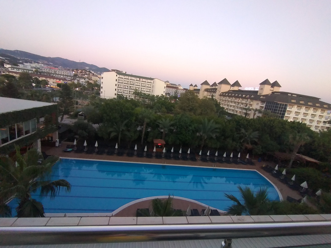 Telatiye Resort Hotel主图
