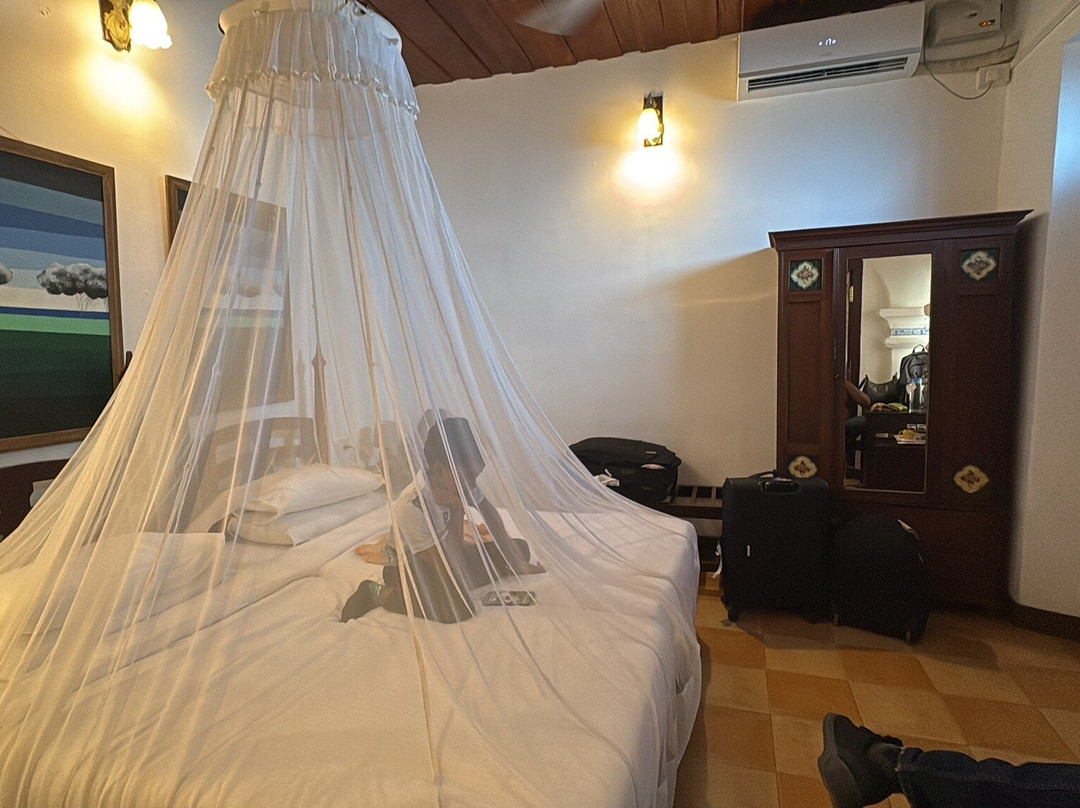 The Old Courtyard Hotel主图