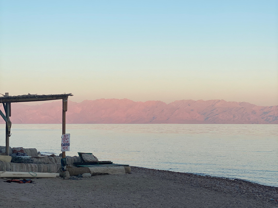 Blue Lagoon-达哈卜必去景点