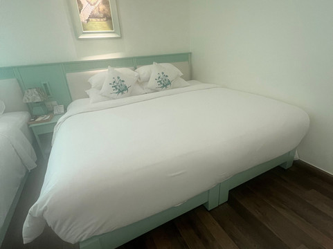 银地西尔酒店主图