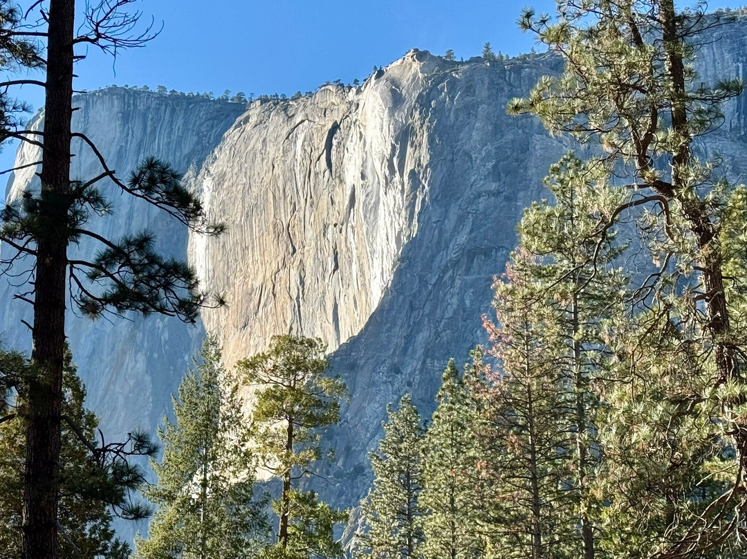 Horsetail Falls-马里波萨必去景点