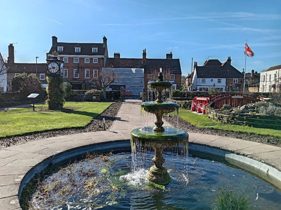 Amersham Memorial Gardens景点图片