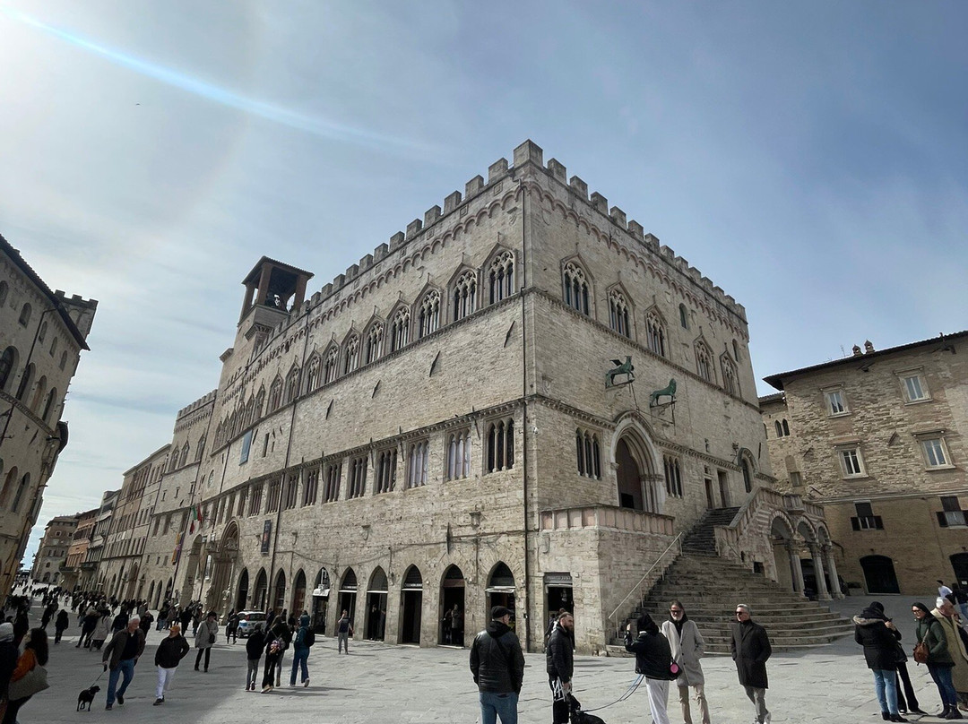 Piazza IV Novembre-佩鲁贾必去景点