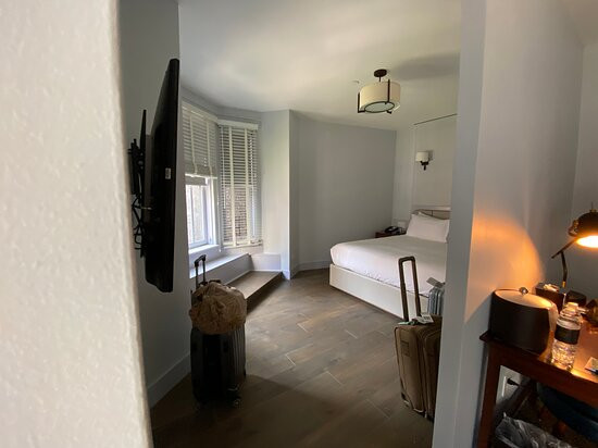 贝利克拉里酒店主图