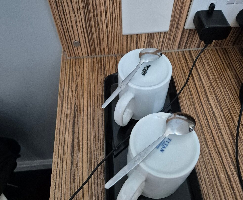 GO2 Lancaster Centre Hotel by OYO主图