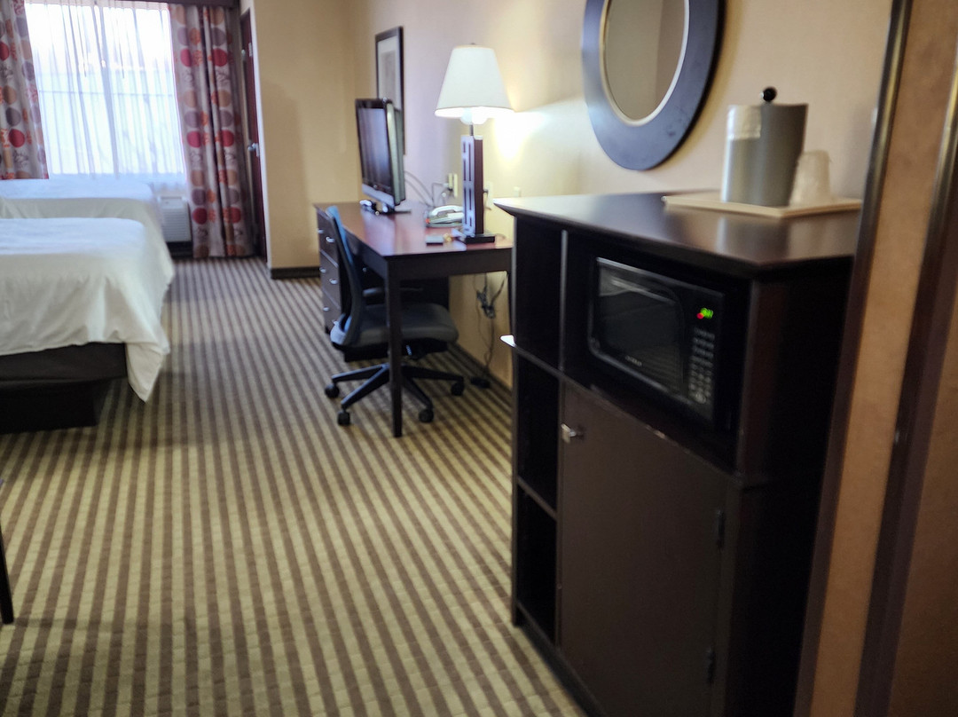 Holiday Inn Express & Suites Elkton - University Area by IHG主图