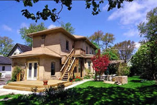 Buckingham House主图