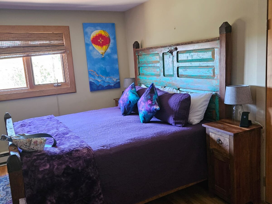 The Bobcat Inn主图