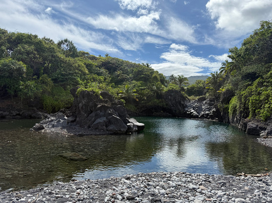 Sandy Cheeks Tours-马卡瓦必去景点