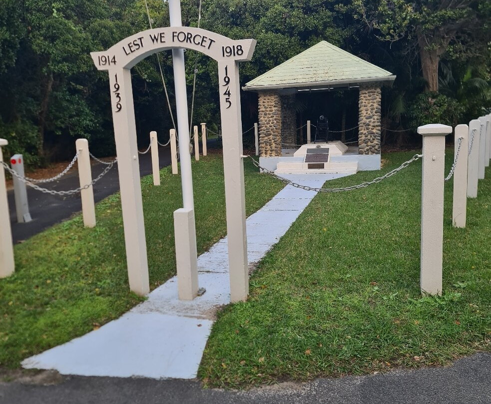 Leanda-Lei Apartments主图