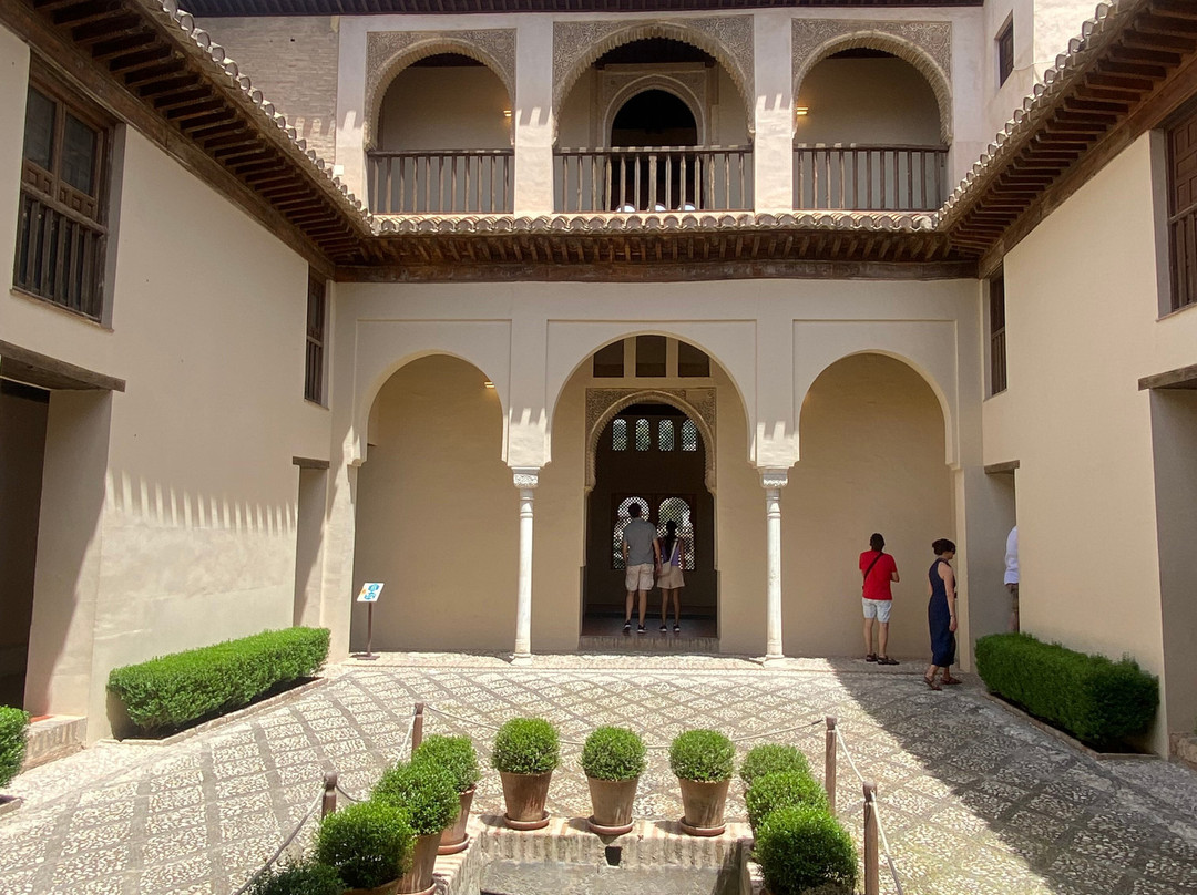 Guía Granada - Dara Cabrera Vega-格拉纳达必去景点