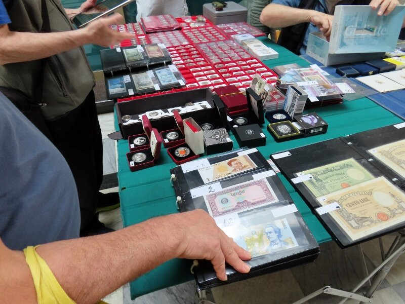 Mercatino Filatelico e Numismatico-米兰必去景点