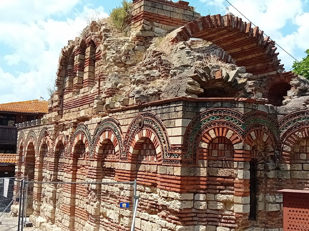 Church of the Holy Archangels Michael and Gabriel-内塞巴尔必去景点