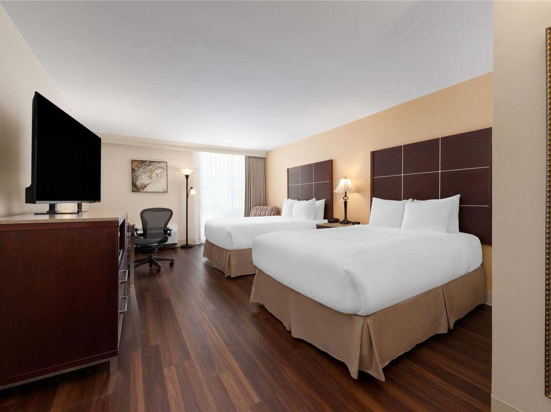 Wyndham Riverfront Little Rock主图