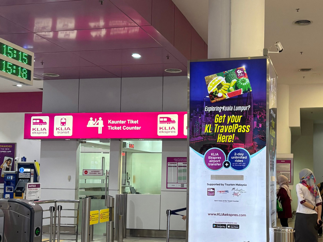 吉隆坡机场快铁-吉隆坡必去景点