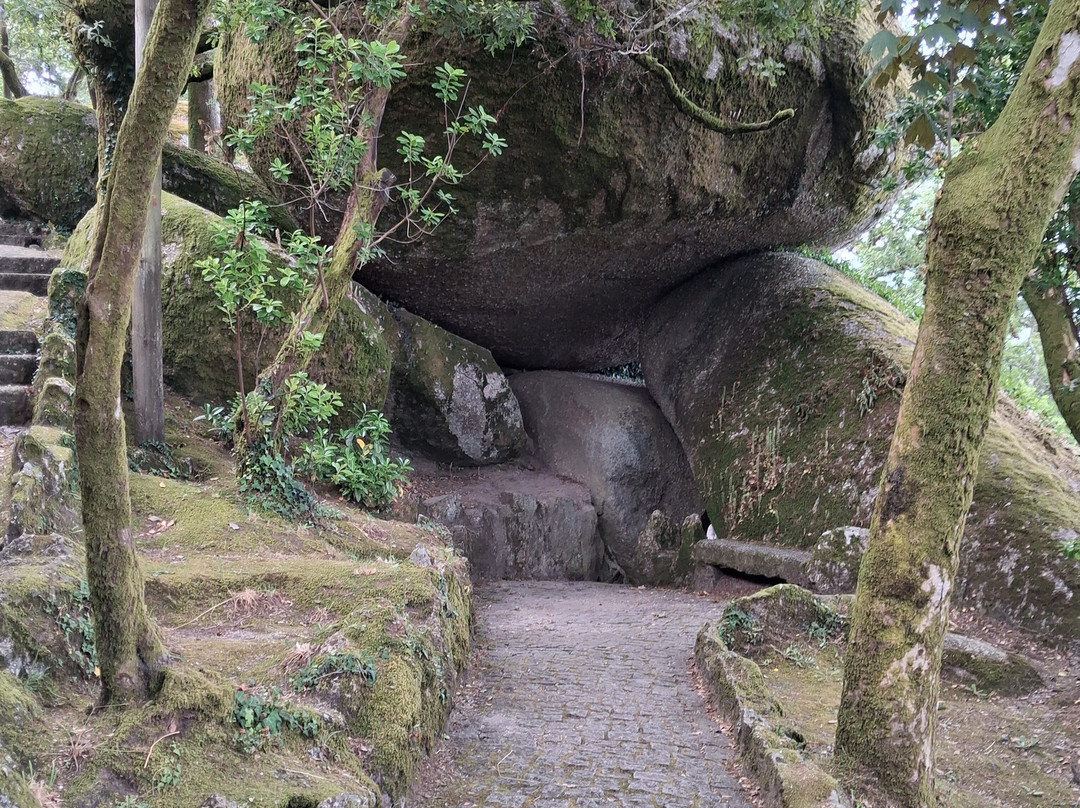 Santuario Da Penha-吉马良斯必去景点
