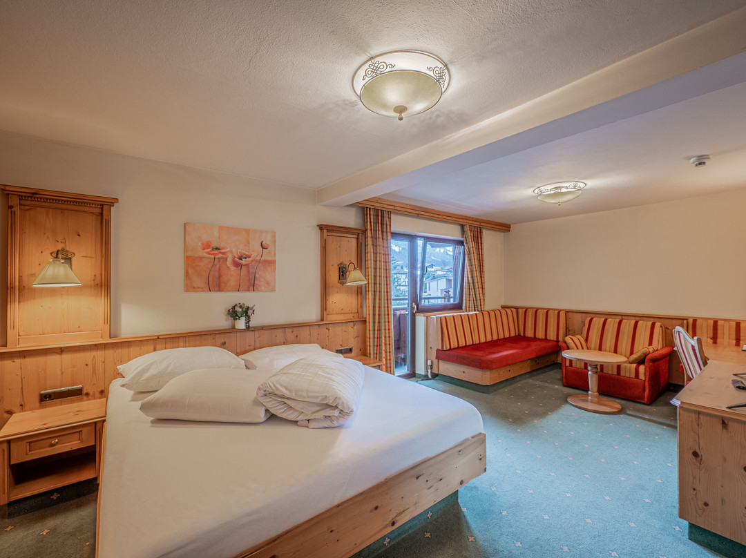 Rosslwirt Hotel主图